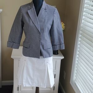 A FALL NEED Jones Wear Studio size s, navy & white stripes